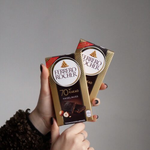 Шоколад Ferrero Rocher -чорний з горіхами/90 гр