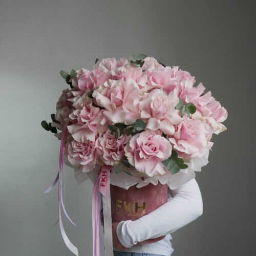 Бокс з ажурної троянди